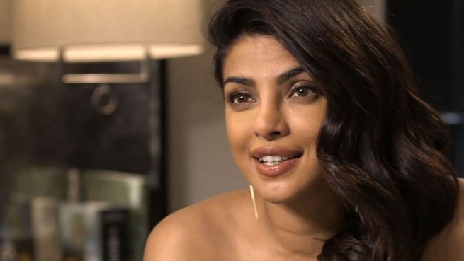 go to Unfall am Set: Priyanka Chopra in Klinik eingeliefert